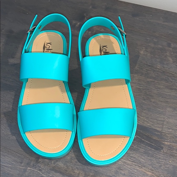 Kali Shoes - Kali Flip Flip Strappy Slingback Sandals / New